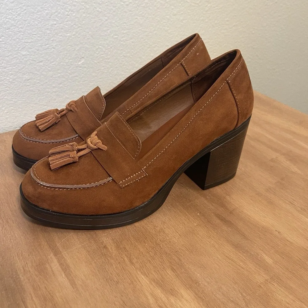 NEW Mia Lilliana Chunky Block Heel Loafers Platform Suede Tassels Brown Sz  9